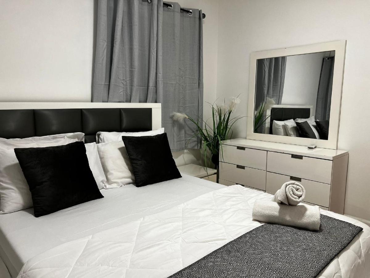 Spat Vip Apartment Бат-Ям Екстер'єр фото