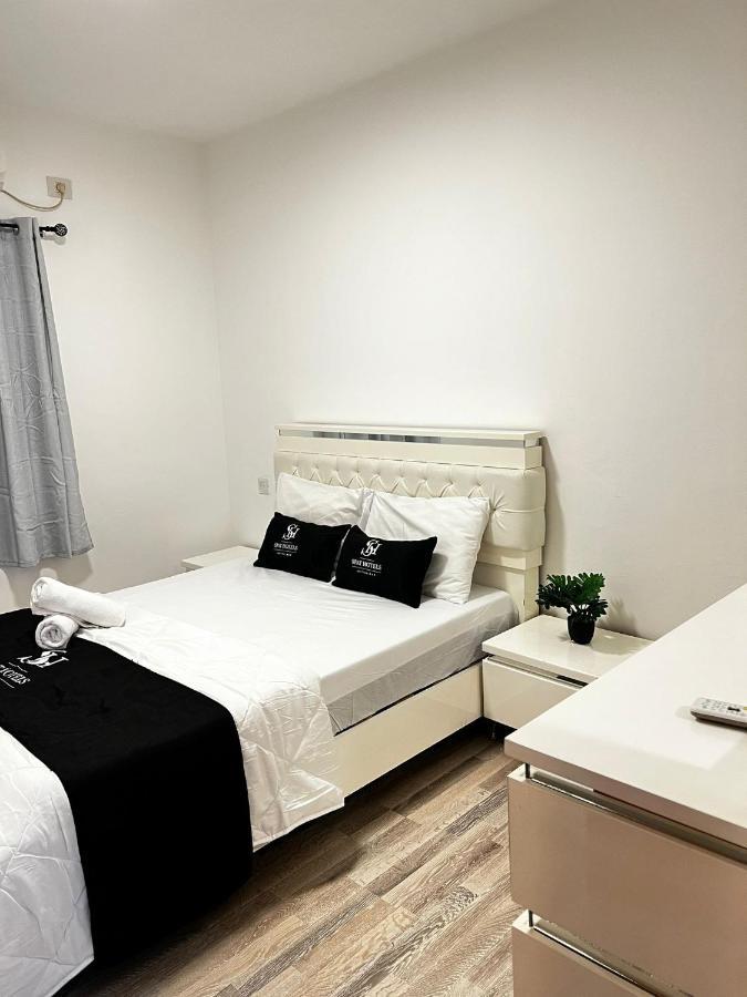 Spat Vip Apartment Бат-Ям Екстер'єр фото