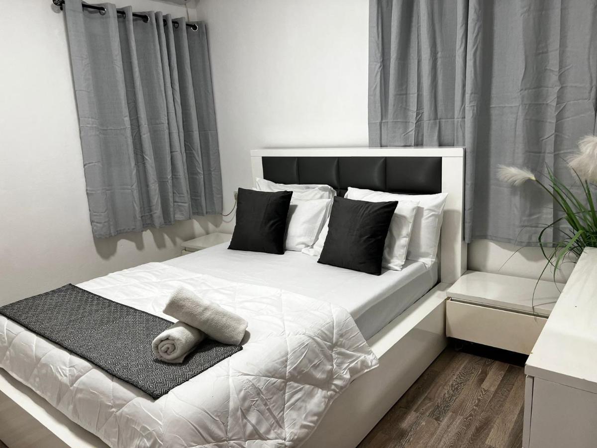 Spat Vip Apartment Бат-Ям Екстер'єр фото